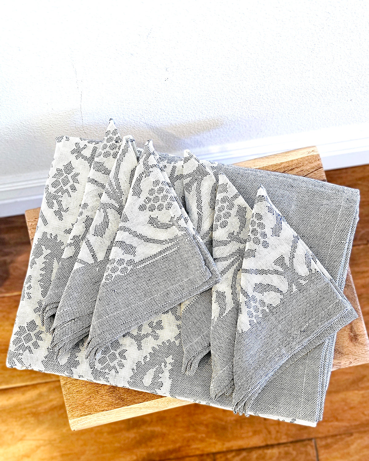 Pure Cotton Handwoven Jacquard Napkins Set - Ohana Earth