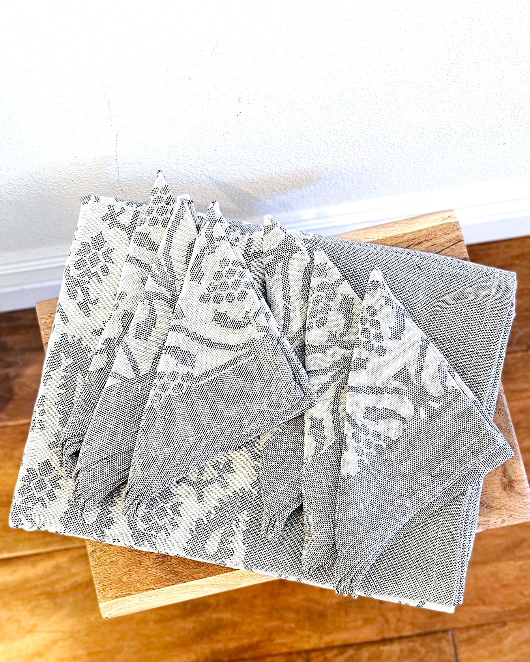 Pure Cotton Handwoven Jacquard Napkins Set - Ohana Earth