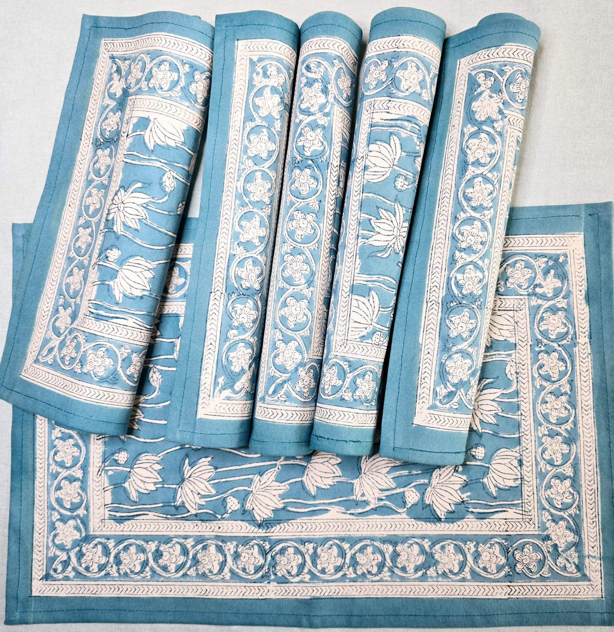 Blue Floral Placemat Set - Ohana Earth