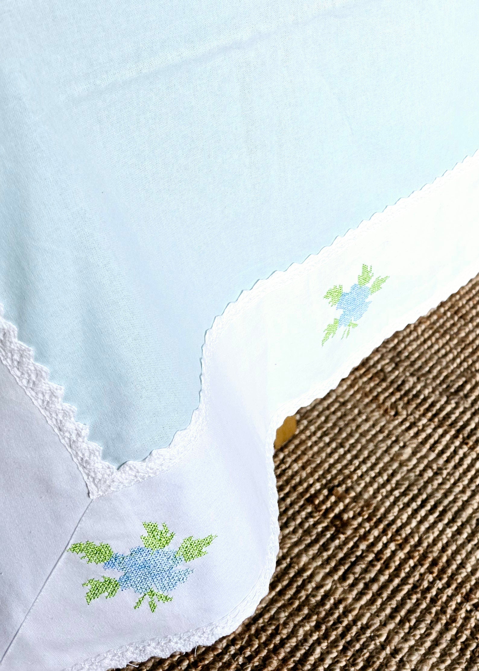 Blue Embroidered Pure Cotton Table Cover - Ohana Earth