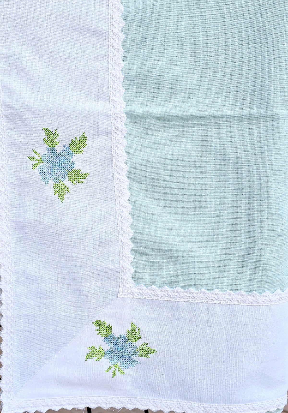 Blue Embroidered Pure Cotton Table Cover - Ohana Earth
