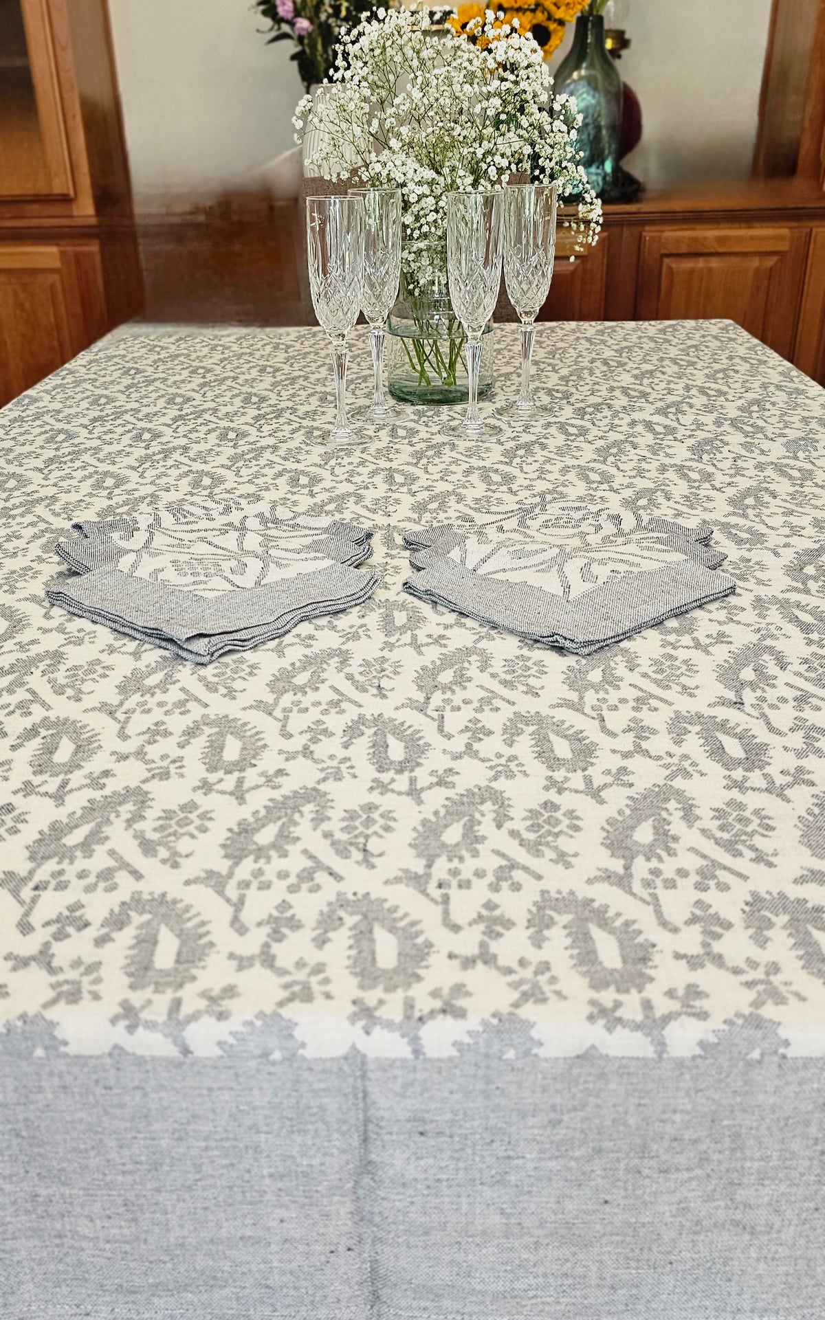 Fern - garden Pure Cotton Handwoven Jacquard Table cover - Ohana Earth