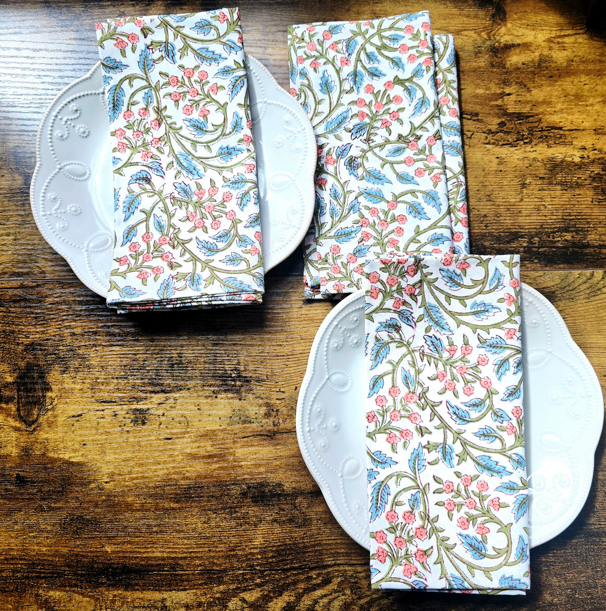 White Floral Block Print Cotton Napkins Set – Handmade Cloth Napkins - Ohana Earth