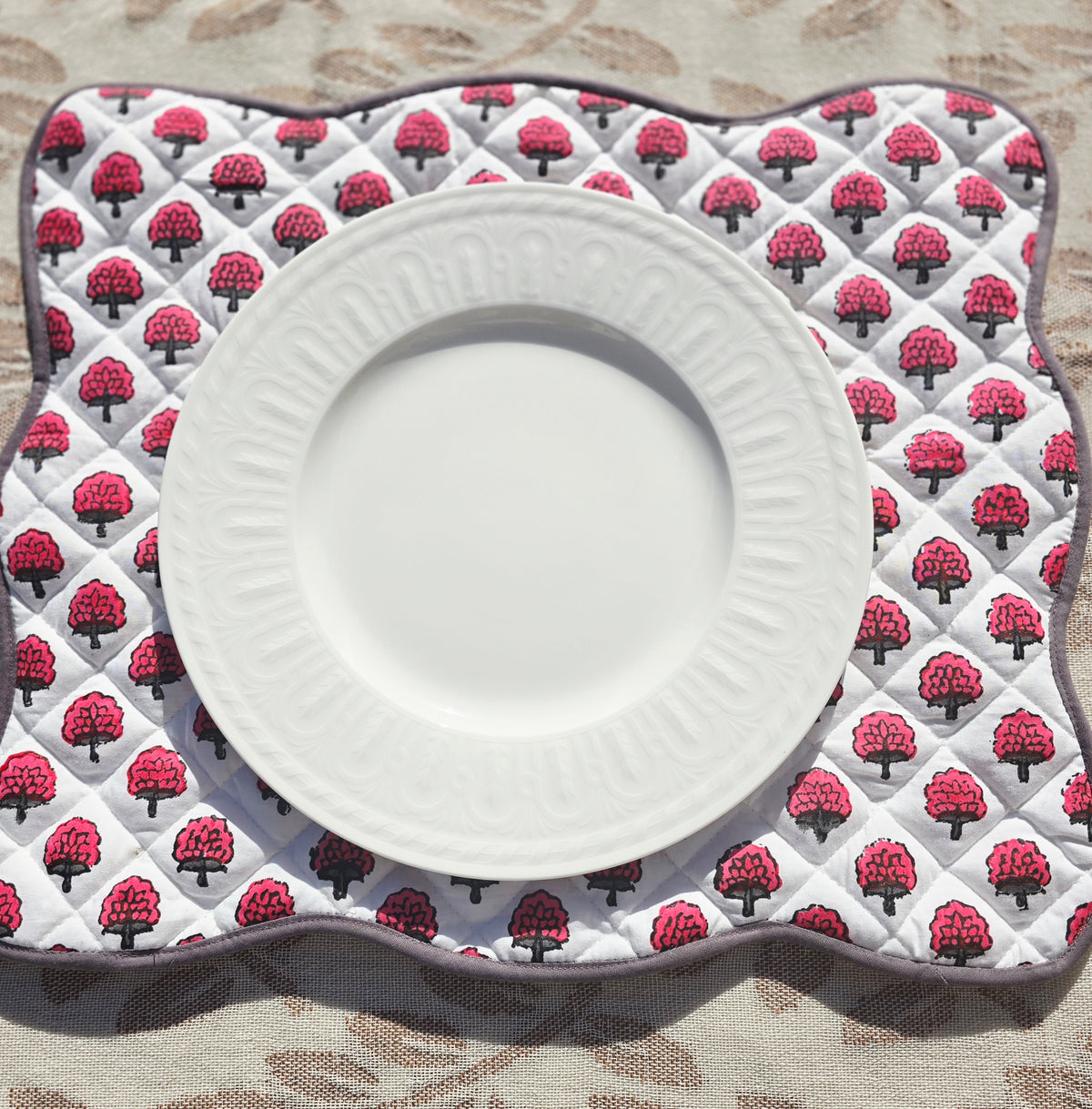 Raspberry Cotton Handmade Quilted Placemat with Scalloped Sides - Ohana Earth